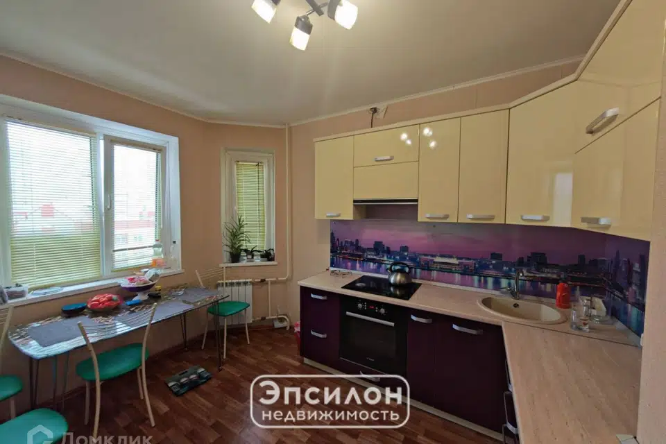 Продаётся 2-комнатная квартира, 58.4 м²