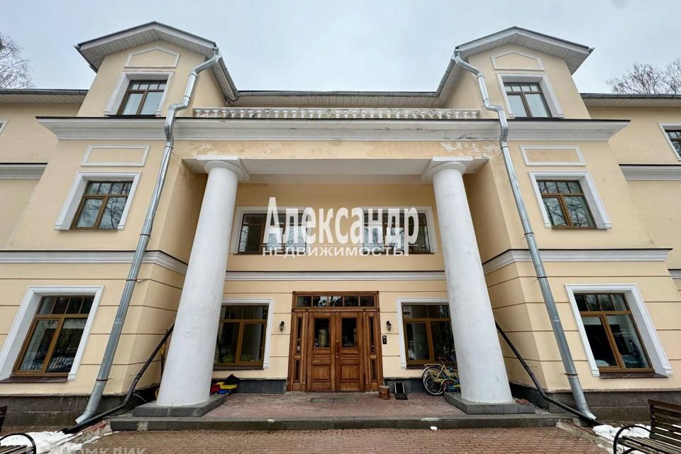 Продаётся 2-комнатная квартира, 79.2 м²