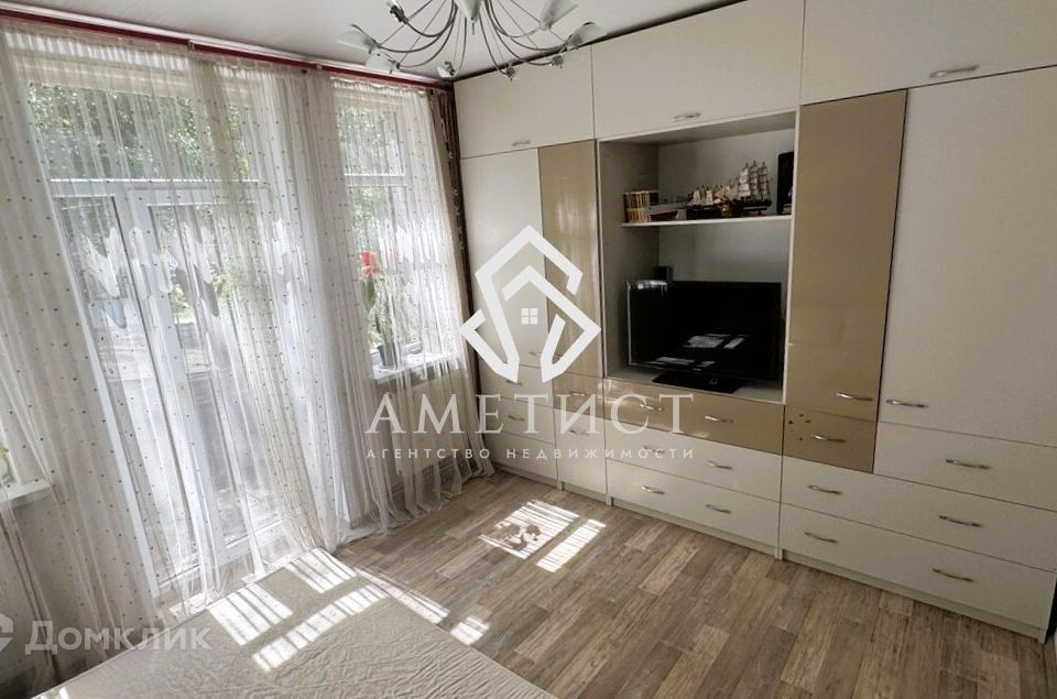 Продаётся 3-комнатная квартира, 65.8 м²