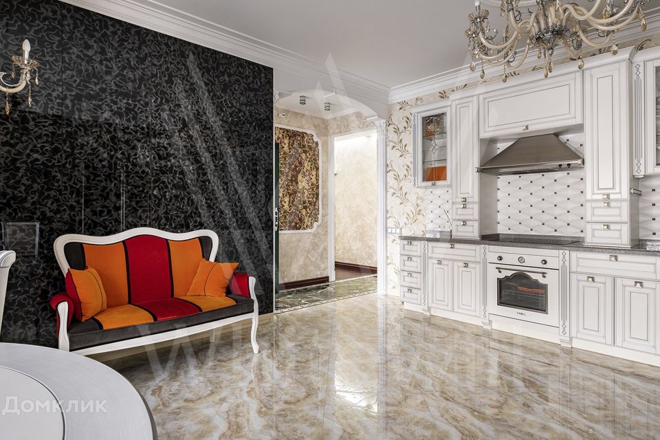 Продаётся 4-комнатная квартира, 128.5 м²