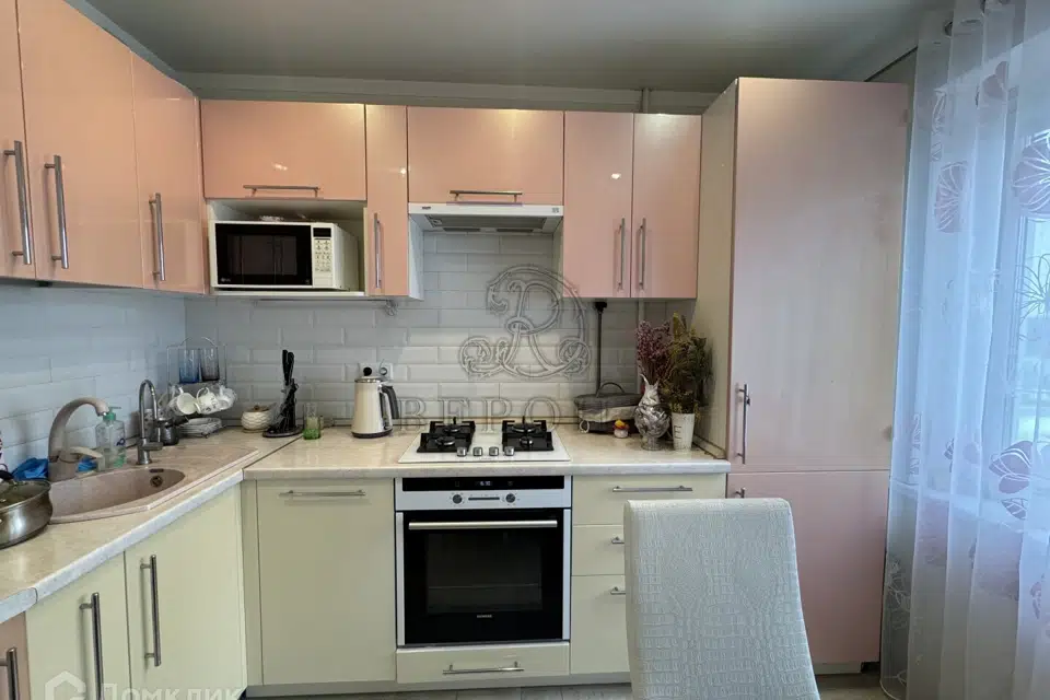 Продаётся 3-комнатная квартира, 68 м²