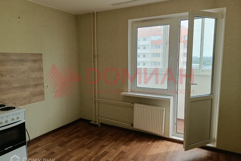 Продаётся 1-комнатная квартира, 38 м²