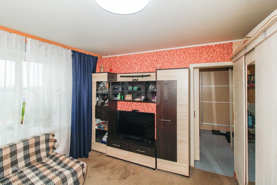 Продаётся 3-комнатная квартира, 43.7 м²