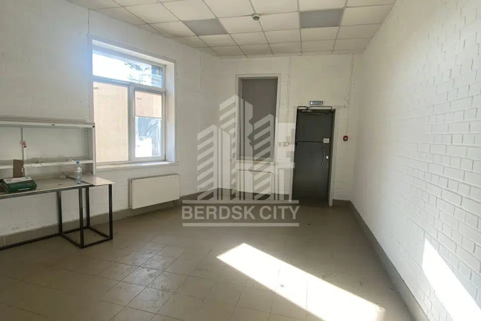 Сдаётся помещение своб. назначения, 161 м²