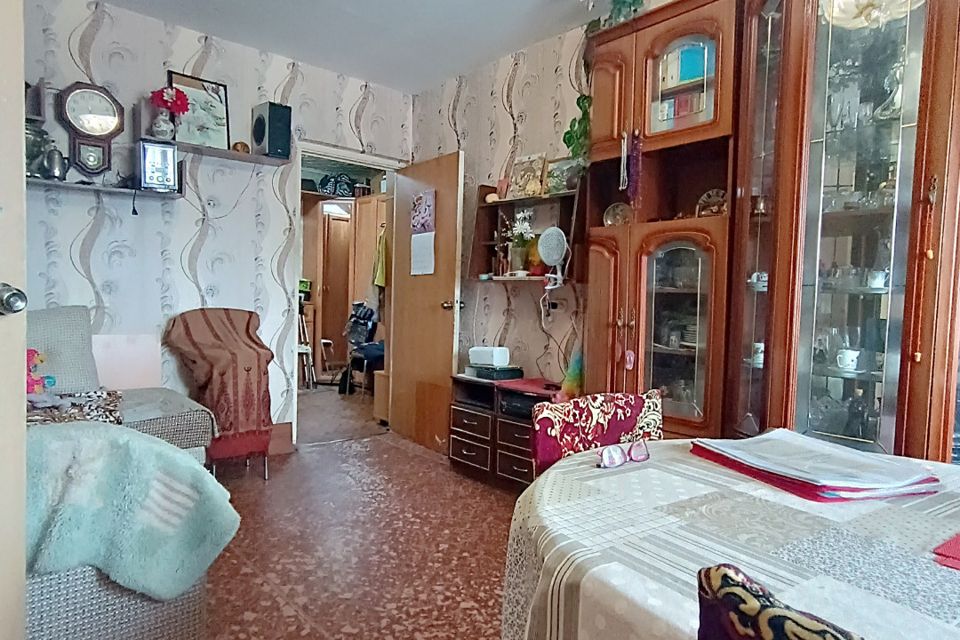Продаётся 3-комнатная квартира, 50.9 м²