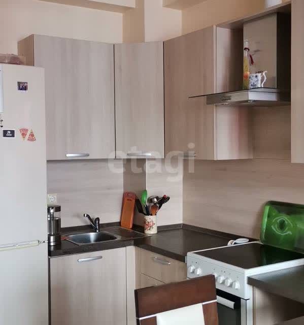Продаётся 1-комнатная квартира, 43 м²