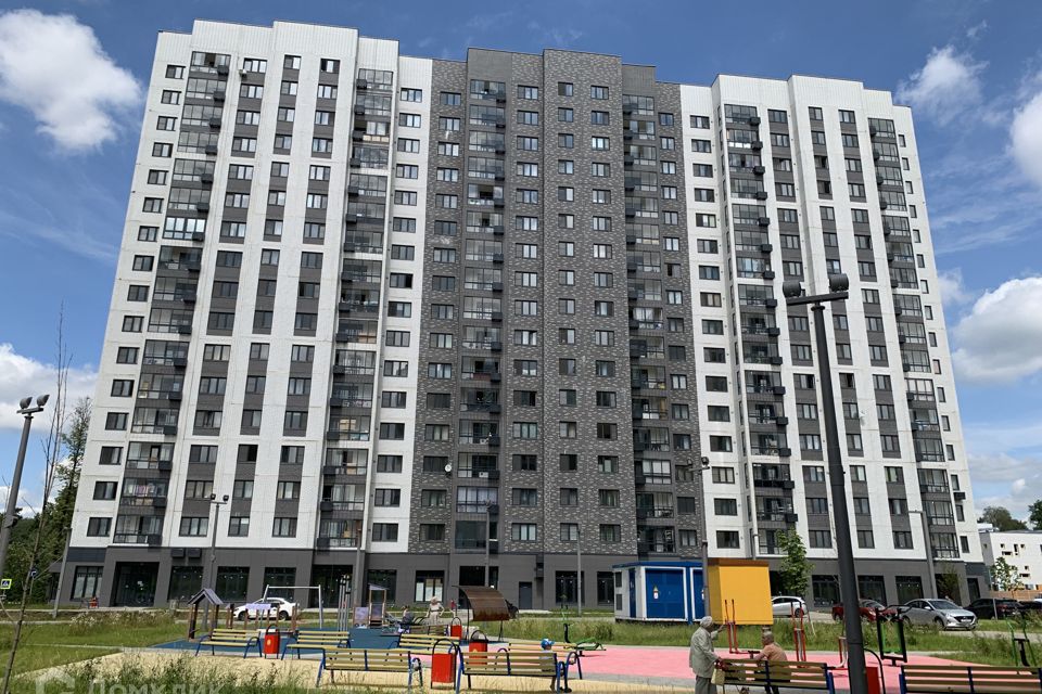 Продаётся 1-комнатная квартира, 46.1 м²