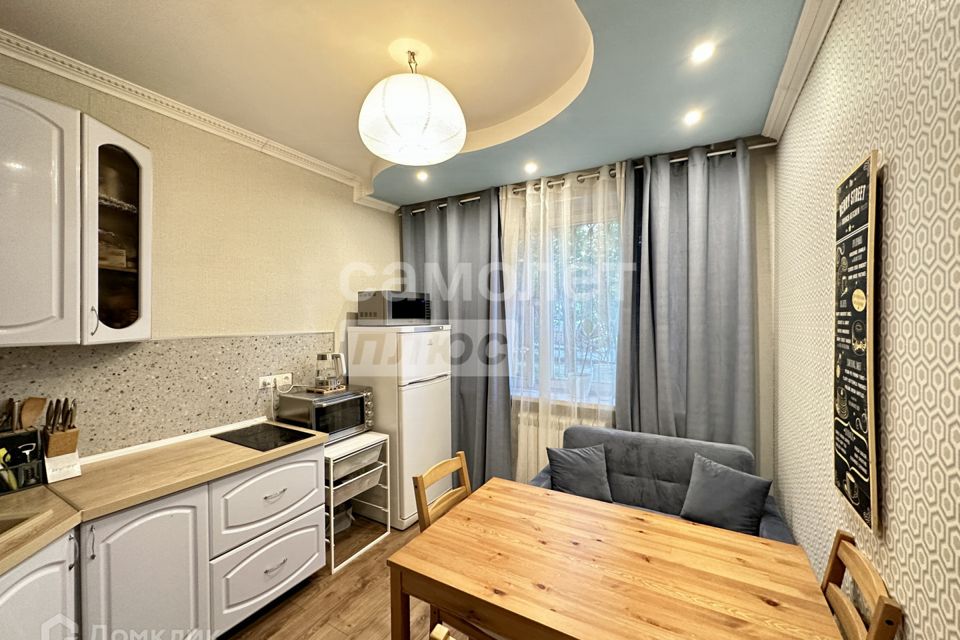 Продаётся 1-комнатная квартира, 35.6 м²