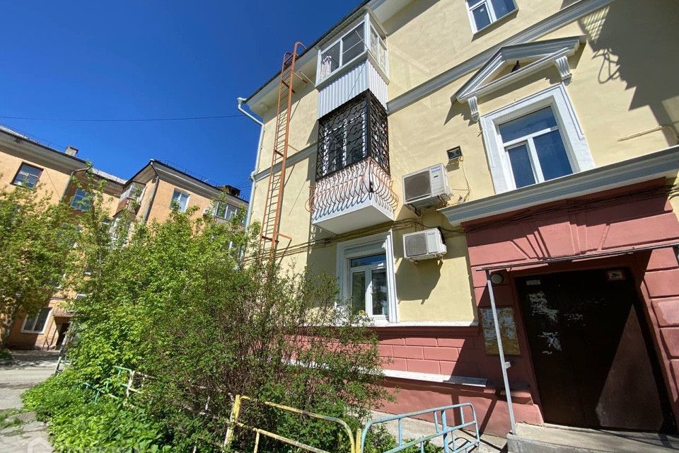 Продаётся 2-комнатная квартира, 62.2 м²