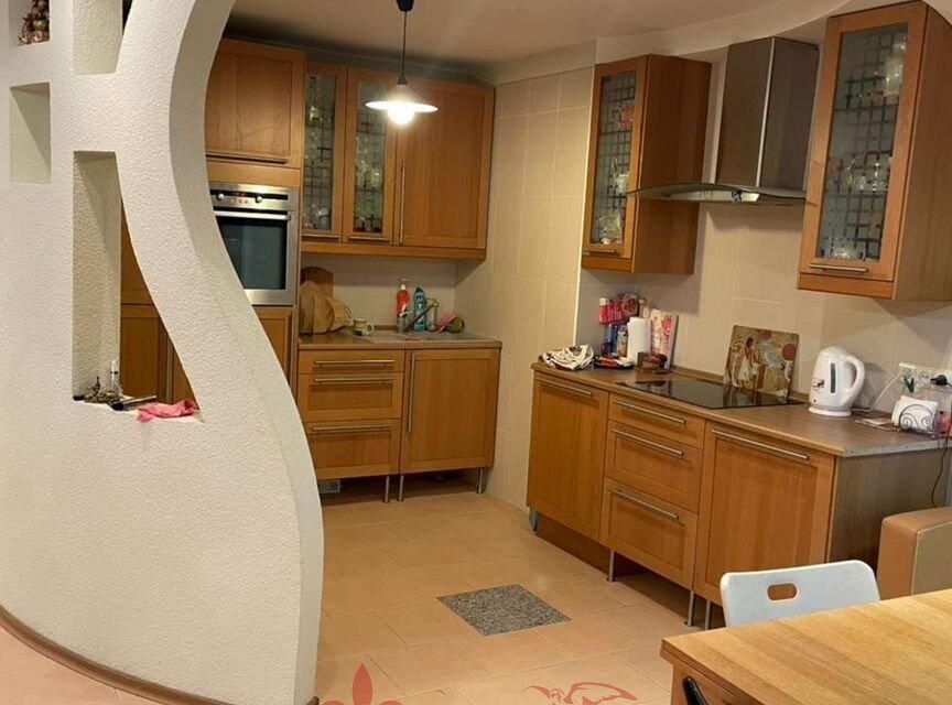 Продаётся 4-комнатная квартира, 89.6 м²