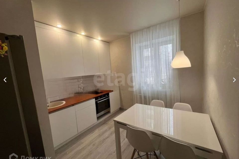 Продаётся 2-комнатная квартира, 53.5 м²