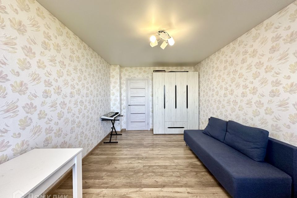 Продаётся 1-комнатная квартира, 39.7 м²