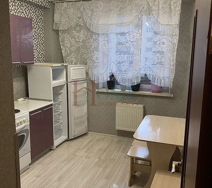 Сдаётся 1-комнатная квартира, 37 м²