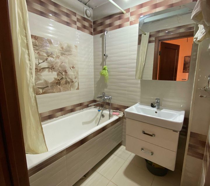 Продаётся 3-комнатная квартира, 75 м²