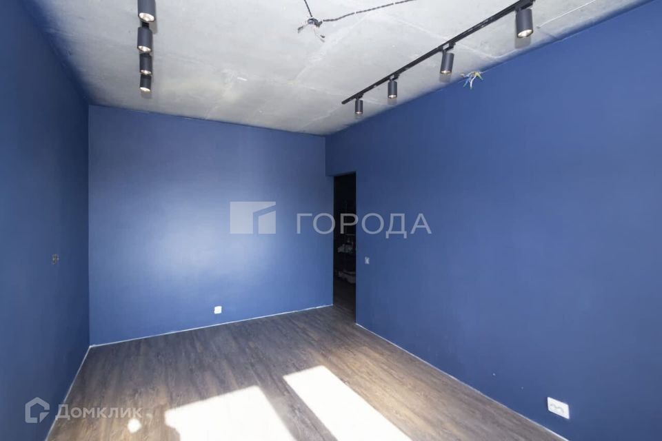 Продаётся 1-комнатная квартира, 43 м²