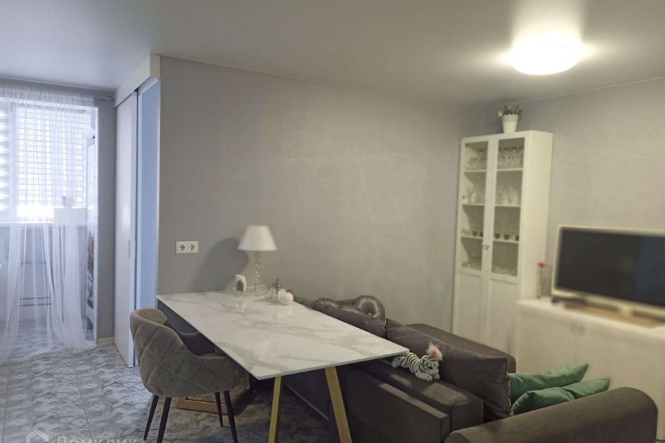 Продаётся 2-комнатная квартира, 56 м²