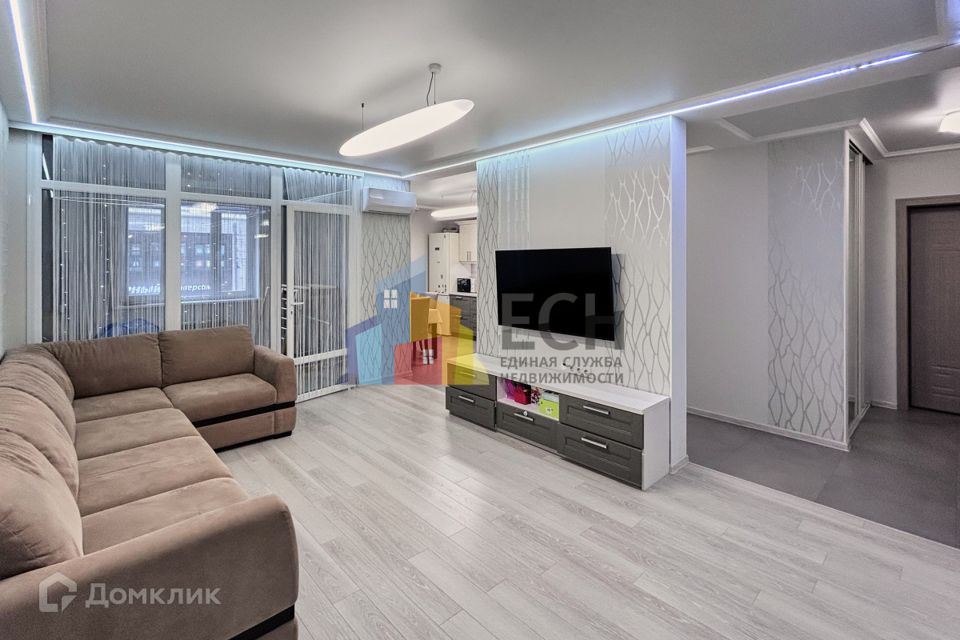 Продаётся 3-комнатная квартира, 97 м²
