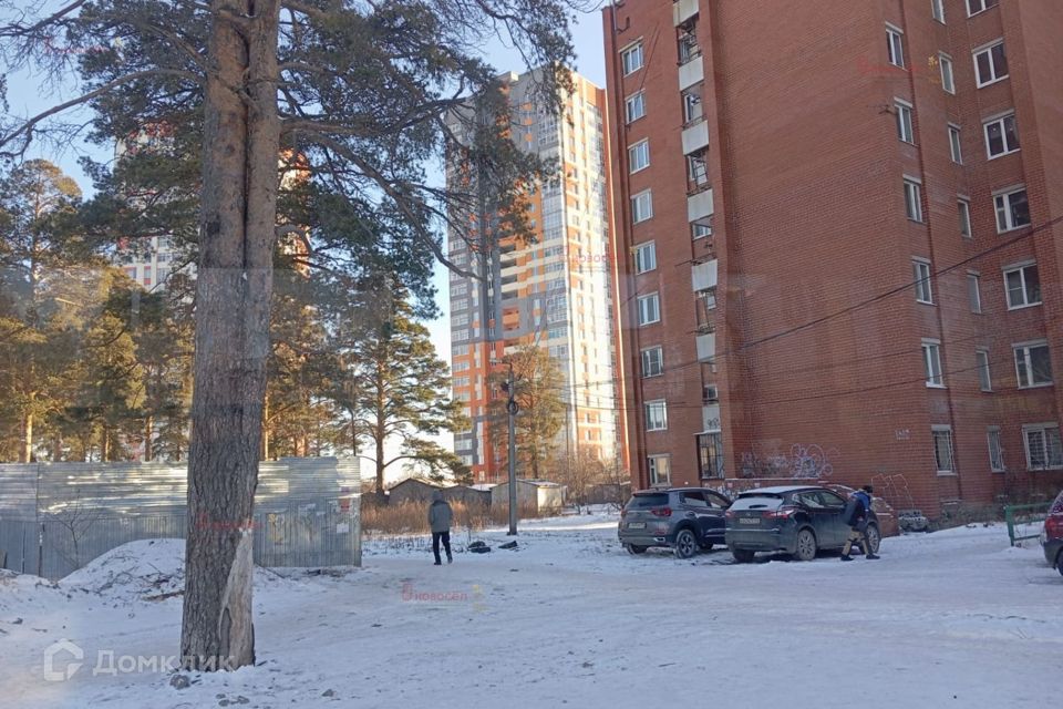 Продаётся 1-комнатная квартира, 32 м²