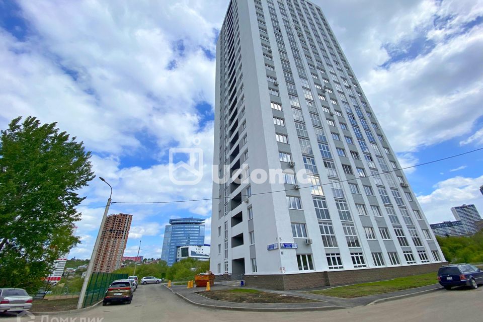 Продаётся 1-комнатная квартира, 41.9 м²