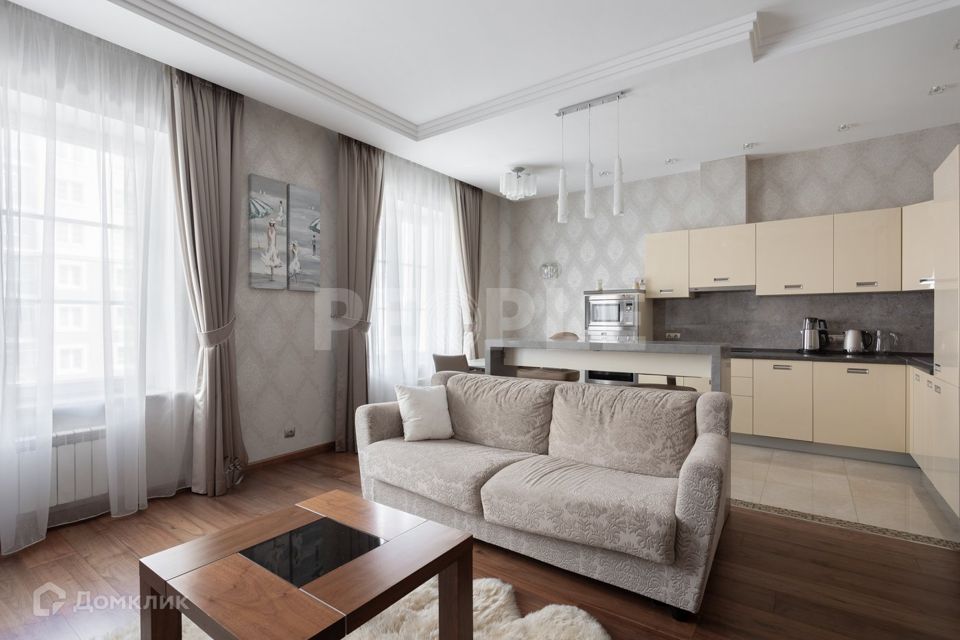 Продаётся 2-комнатная квартира, 73.1 м²