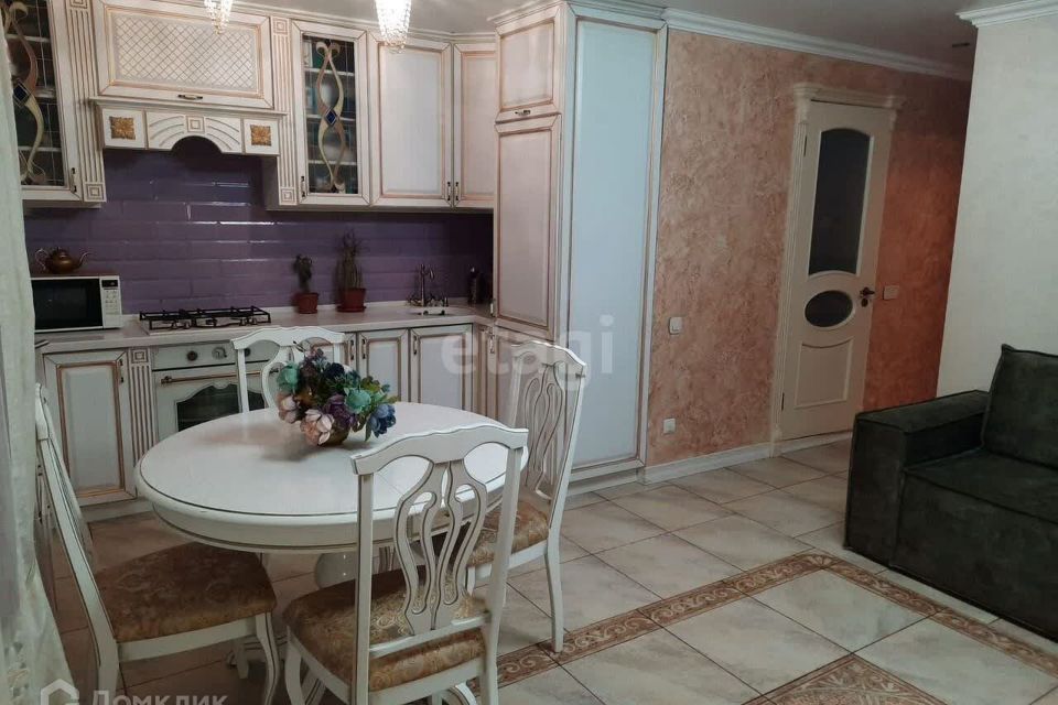 Продаётся 3-комнатная квартира, 61 м²