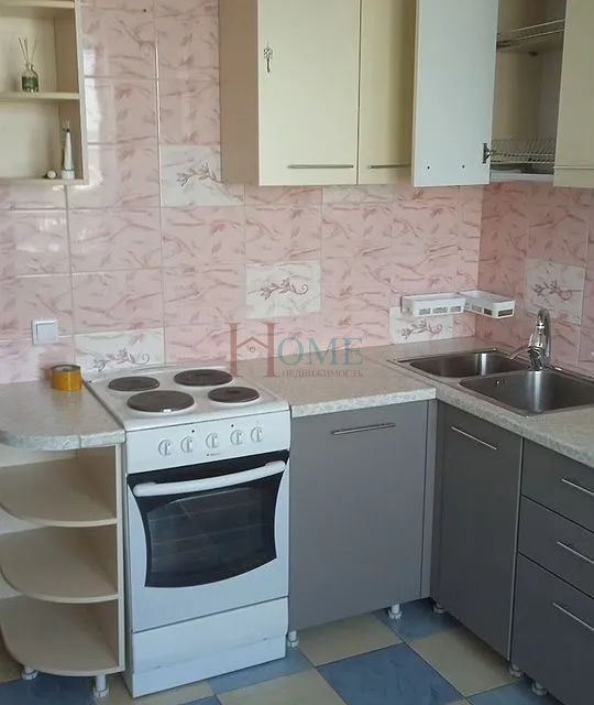 Сдаётся 2-комнатная квартира, 53 м²