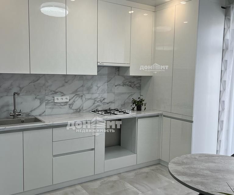 Продаётся 3-комнатная квартира, 60 м²
