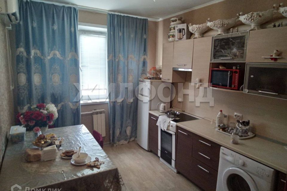 Продаётся 1-комнатная квартира, 37.2 м²
