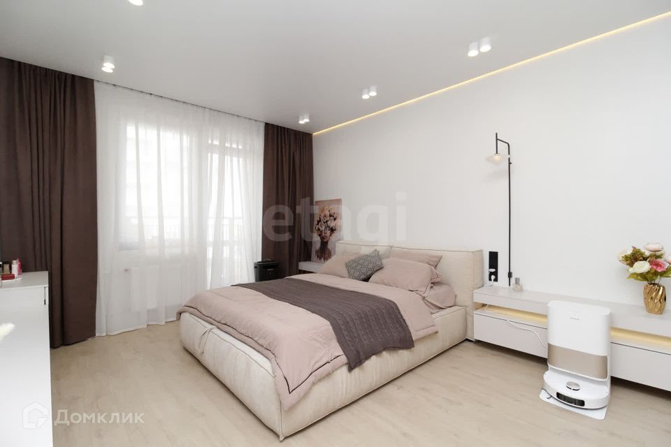 Продаётся 3-комнатная квартира, 90 м²