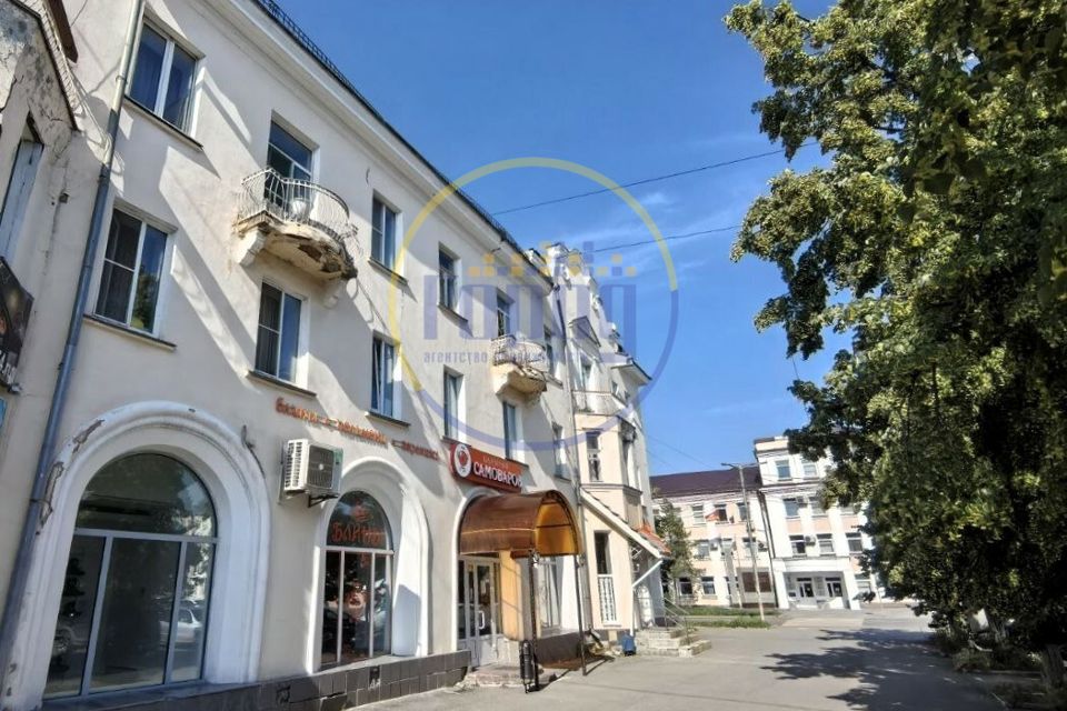 Продаётся 3-комнатная квартира, 71 м²