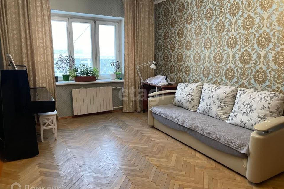 Продаётся 4-комнатная квартира, 99.5 м²