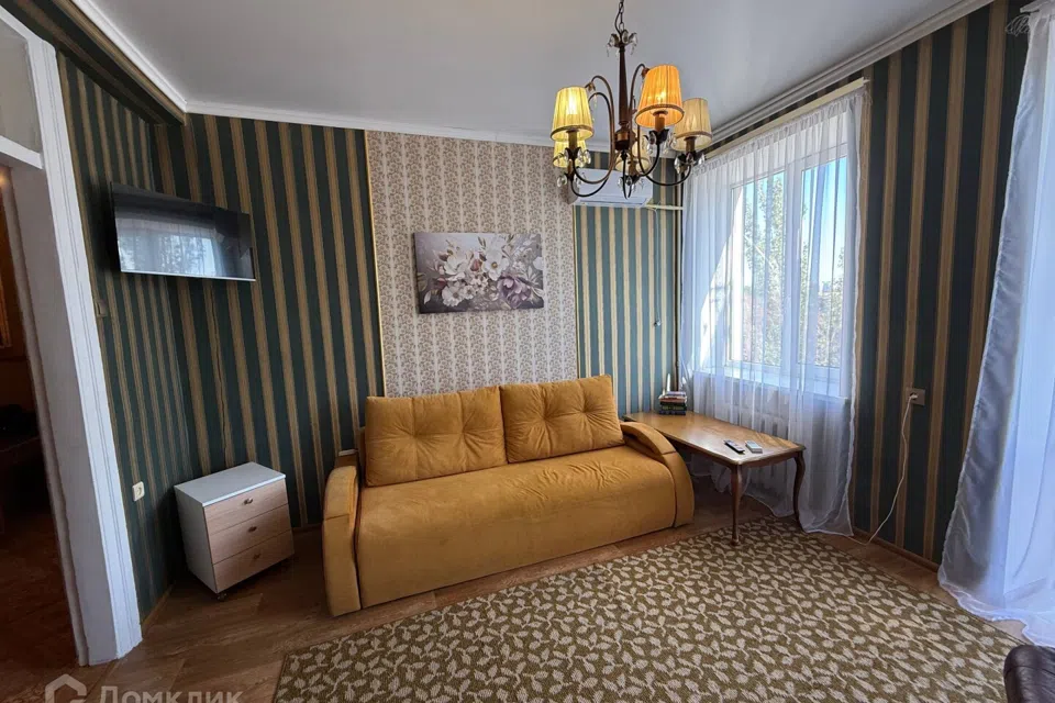 Сдаётся 2-комнатная квартира, 42 м²