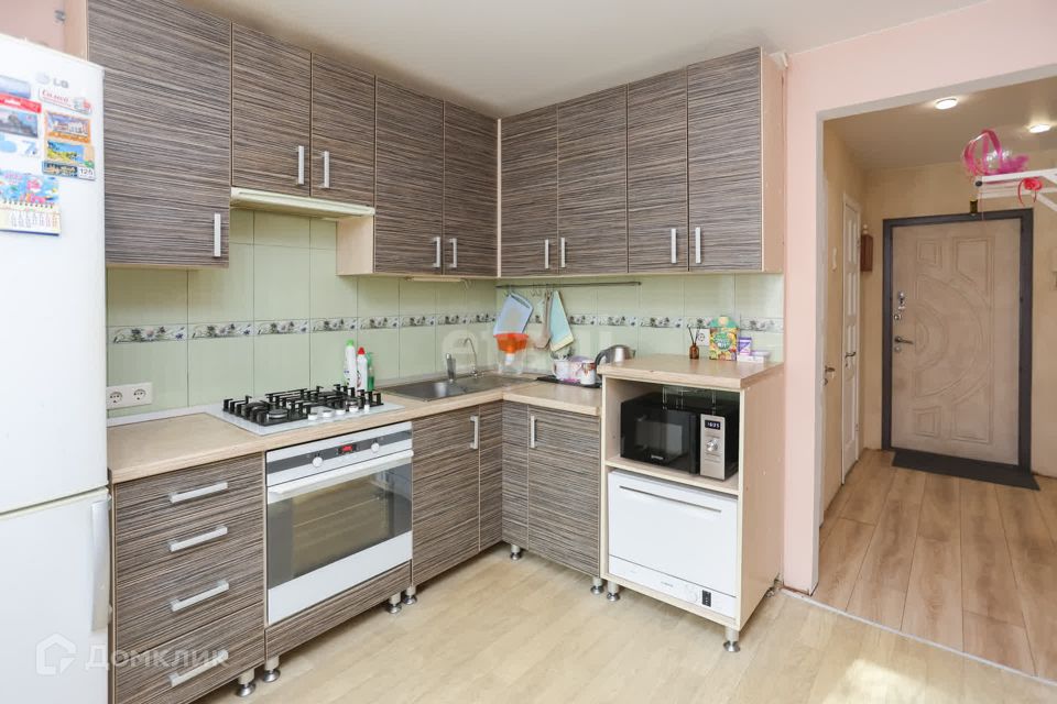 Продаётся 2-комнатная квартира, 50.6 м²