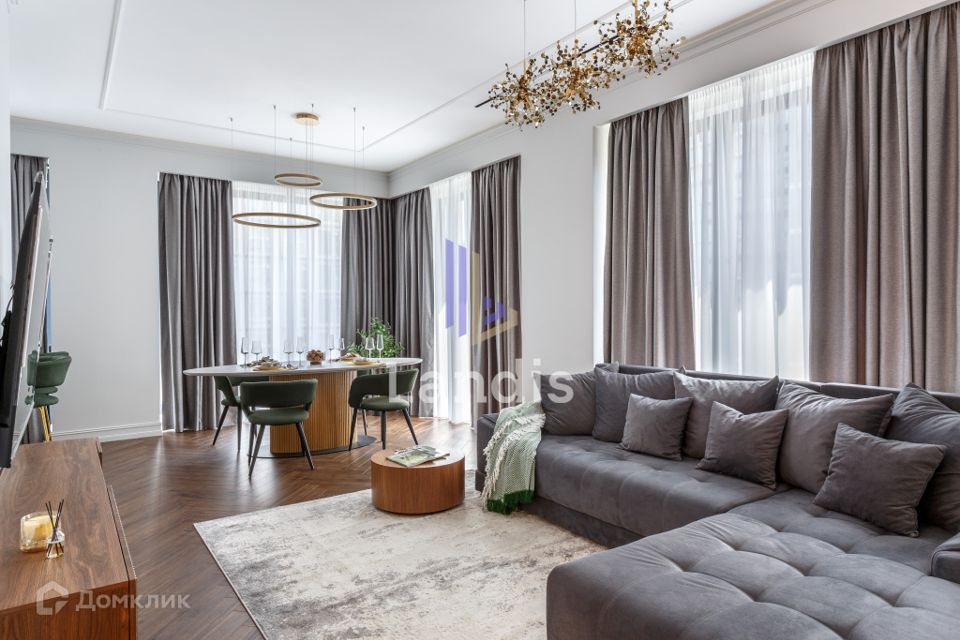 Сдаётся 4-комнатная квартира, 113.4 м²