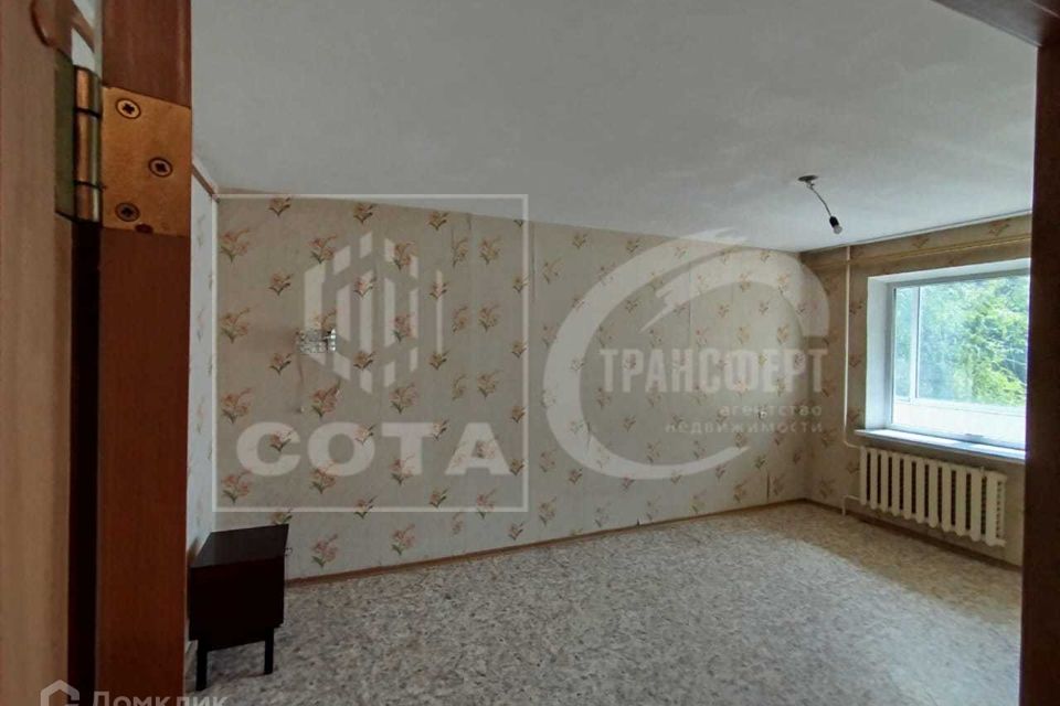 Продаётся 1-комнатная квартира, 38.2 м²