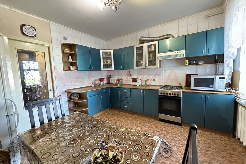 Продаётся 3-комнатная квартира, 87 м²