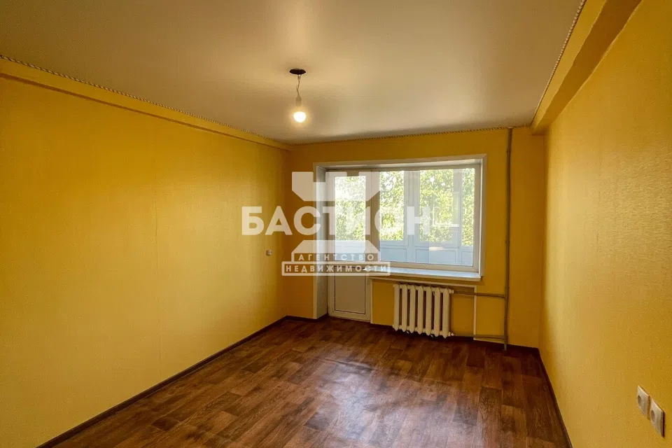 Продаётся 3-комнатная квартира, 54.1 м²