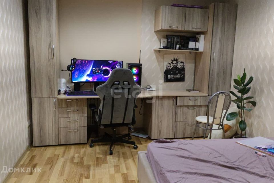 Продаётся 2-комнатная квартира, 47.8 м²