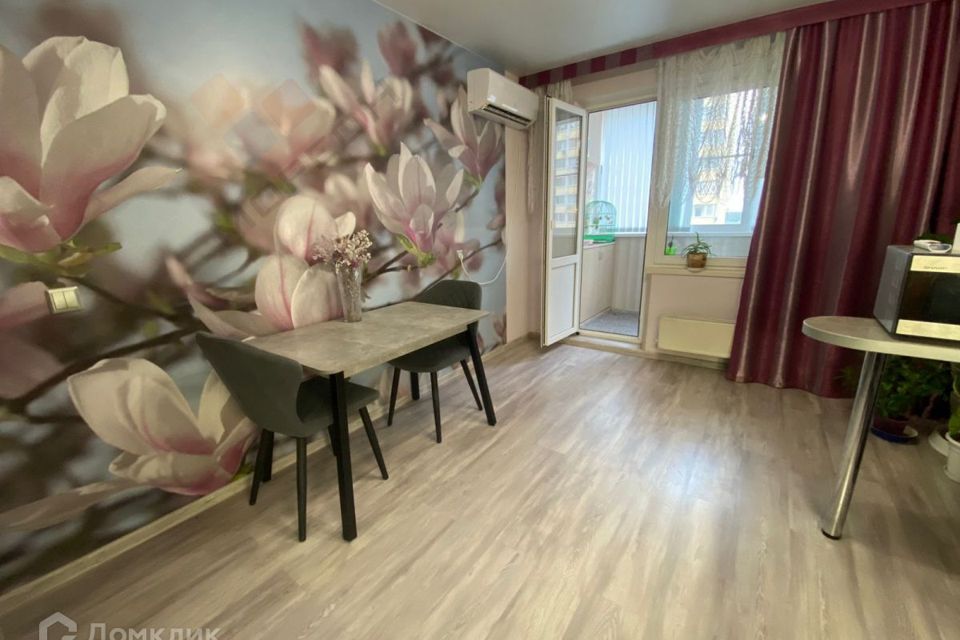 Продаётся 2-комнатная квартира, 67.1 м²