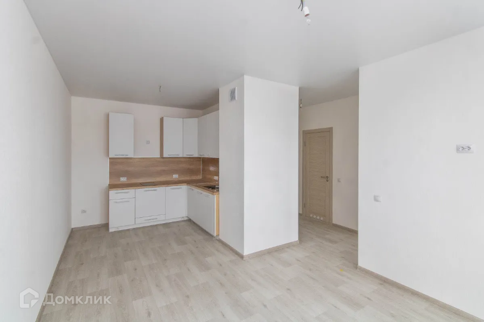 Продаётся 1-комнатная квартира, 37.9 м²