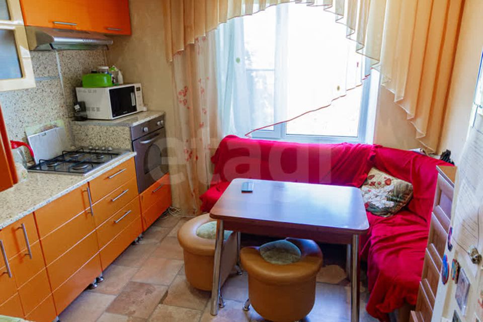 Продаётся 2-комнатная квартира, 49.8 м²