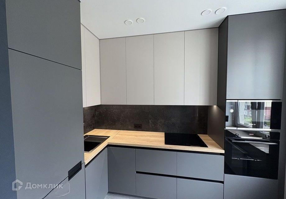 Сдаётся 1-комнатная квартира, 52 м²