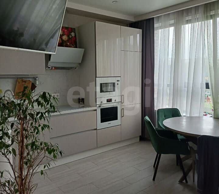 Продаётся 2-комнатная квартира, 59.9 м²