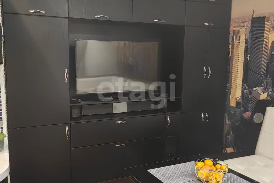 Продаётся 2-комнатная квартира, 60.8 м²