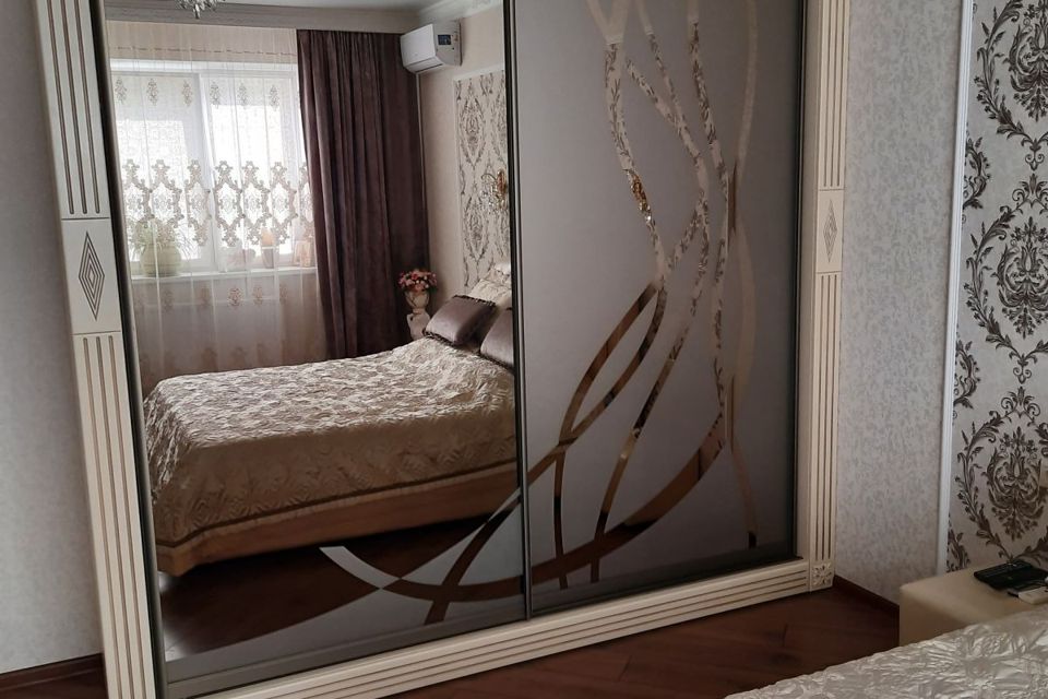 Продаётся 1-комнатная квартира, 42.2 м²