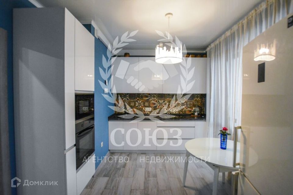 Продаётся 3-комнатная квартира, 79.4 м²