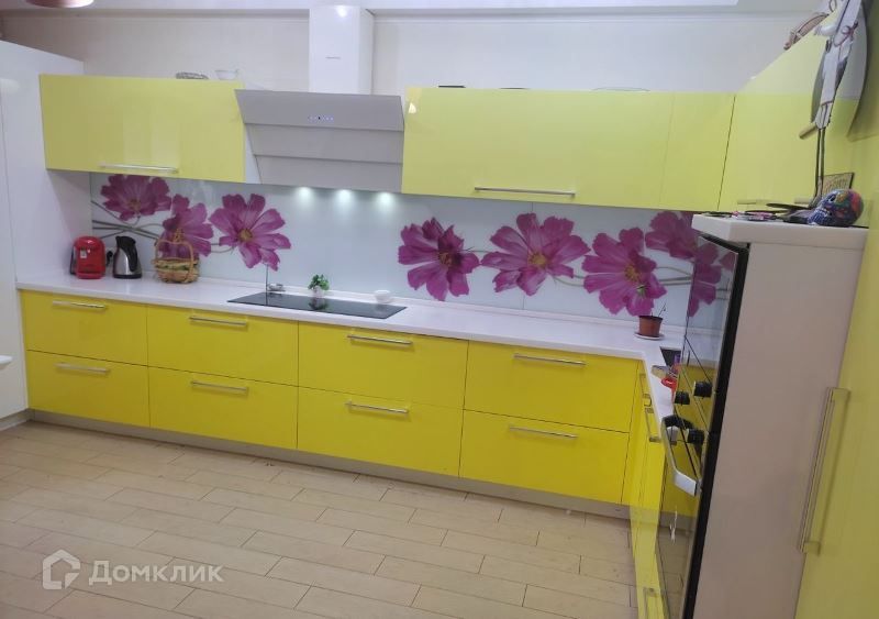 Продаётся 3-комнатная квартира, 96 м²