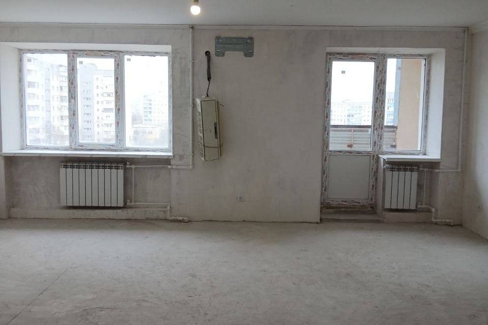 Продаётся 3-комнатная квартира, 100.7 м²