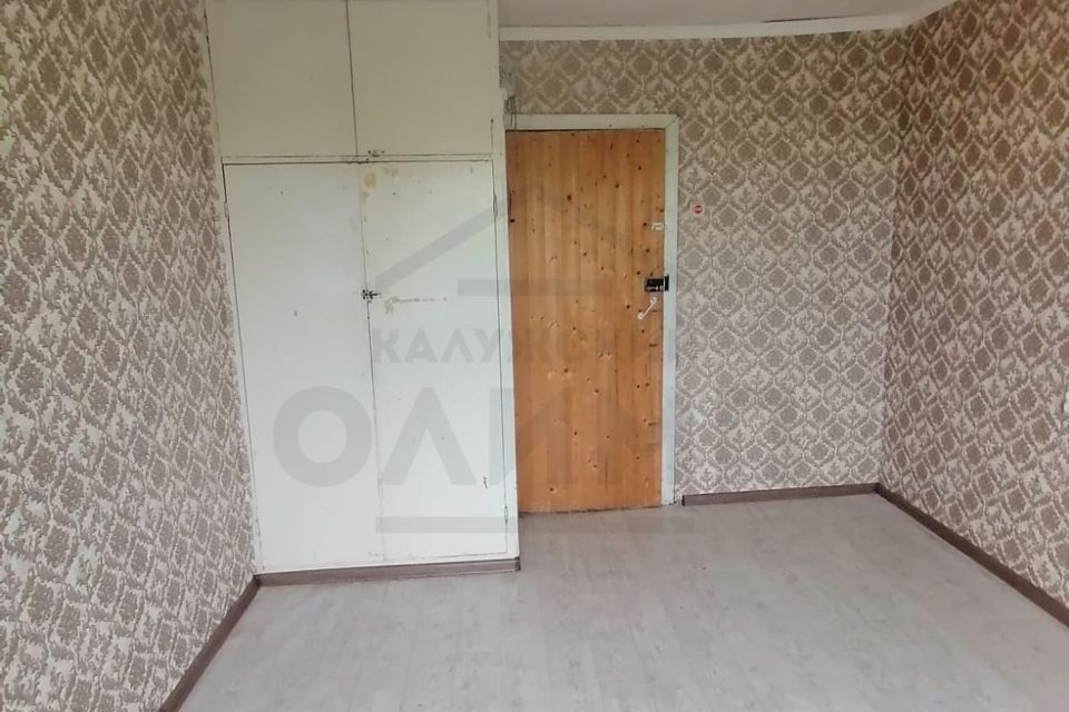 Продаётся комната в 4-комн. квартире, 13 м²