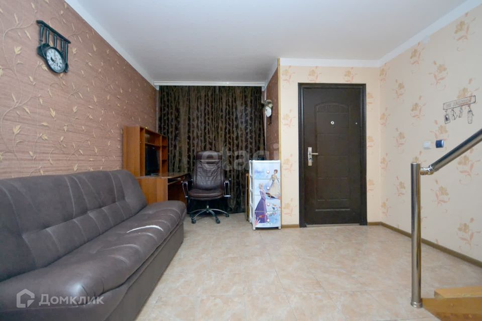 Продаётся 3-комнатная квартира, 90 м²